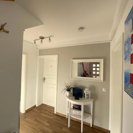 Appartementhaus 4 - Urlaub Zwischen & Bodden Apartmán *